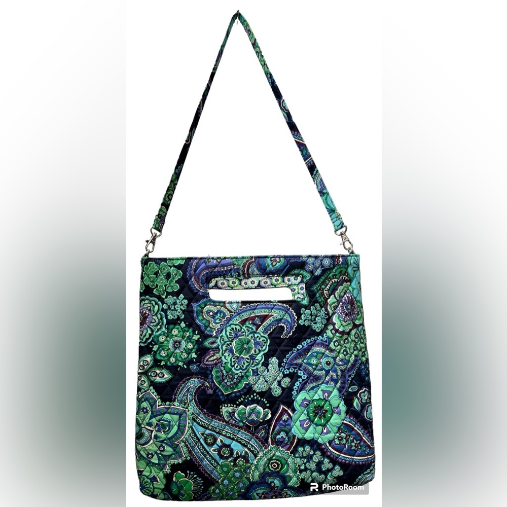 Vera Bradley - Picture 4 of 14